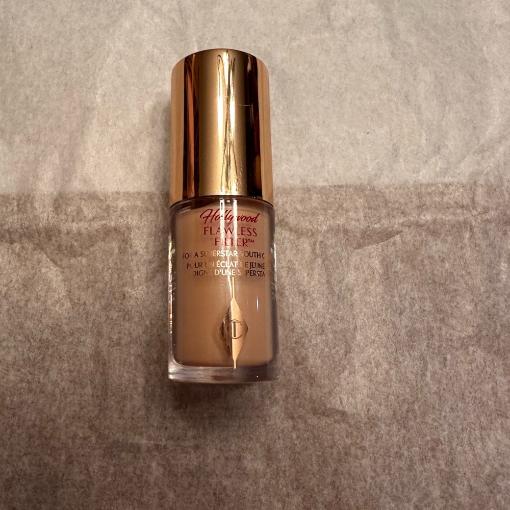 Charlotte Tilbury Flawless Filter in 2 Fair.